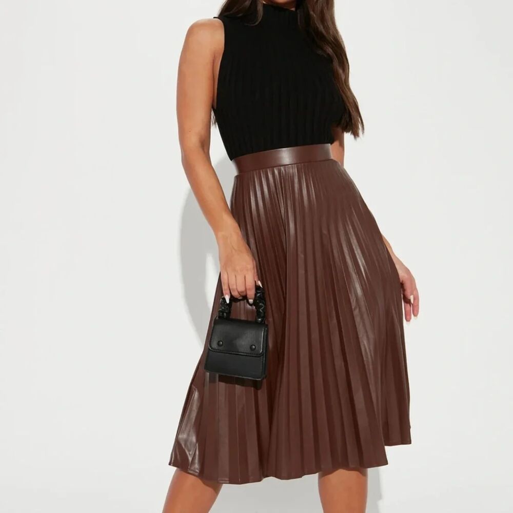 Sincerely Jules Faux Leather Pleated Midi Skirt – Cognac Brown (XL) NWOT
